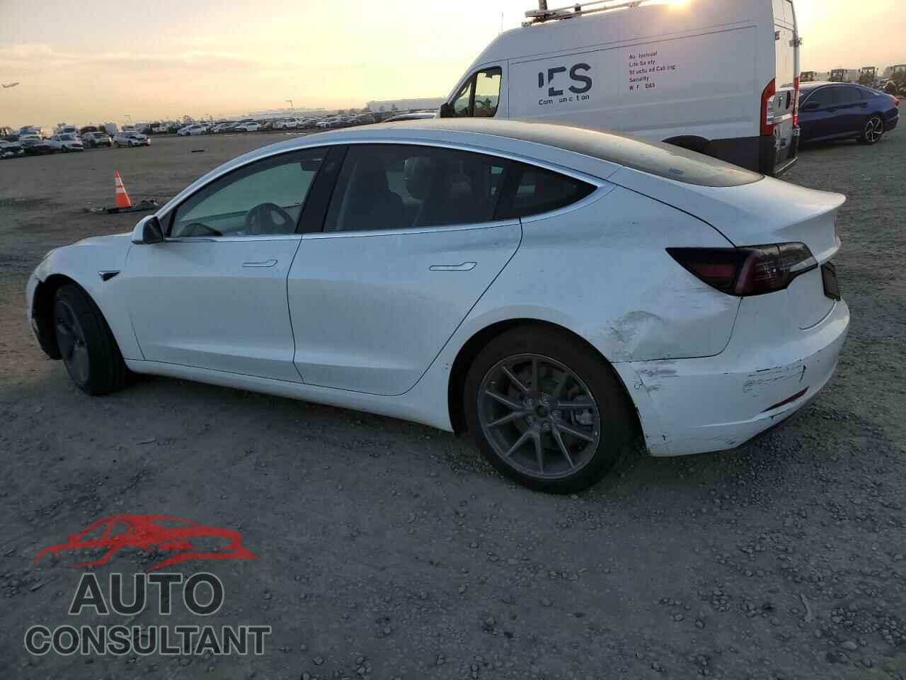 TESLA MODEL 3 2020 - 5YJ3E1EA2LF660634