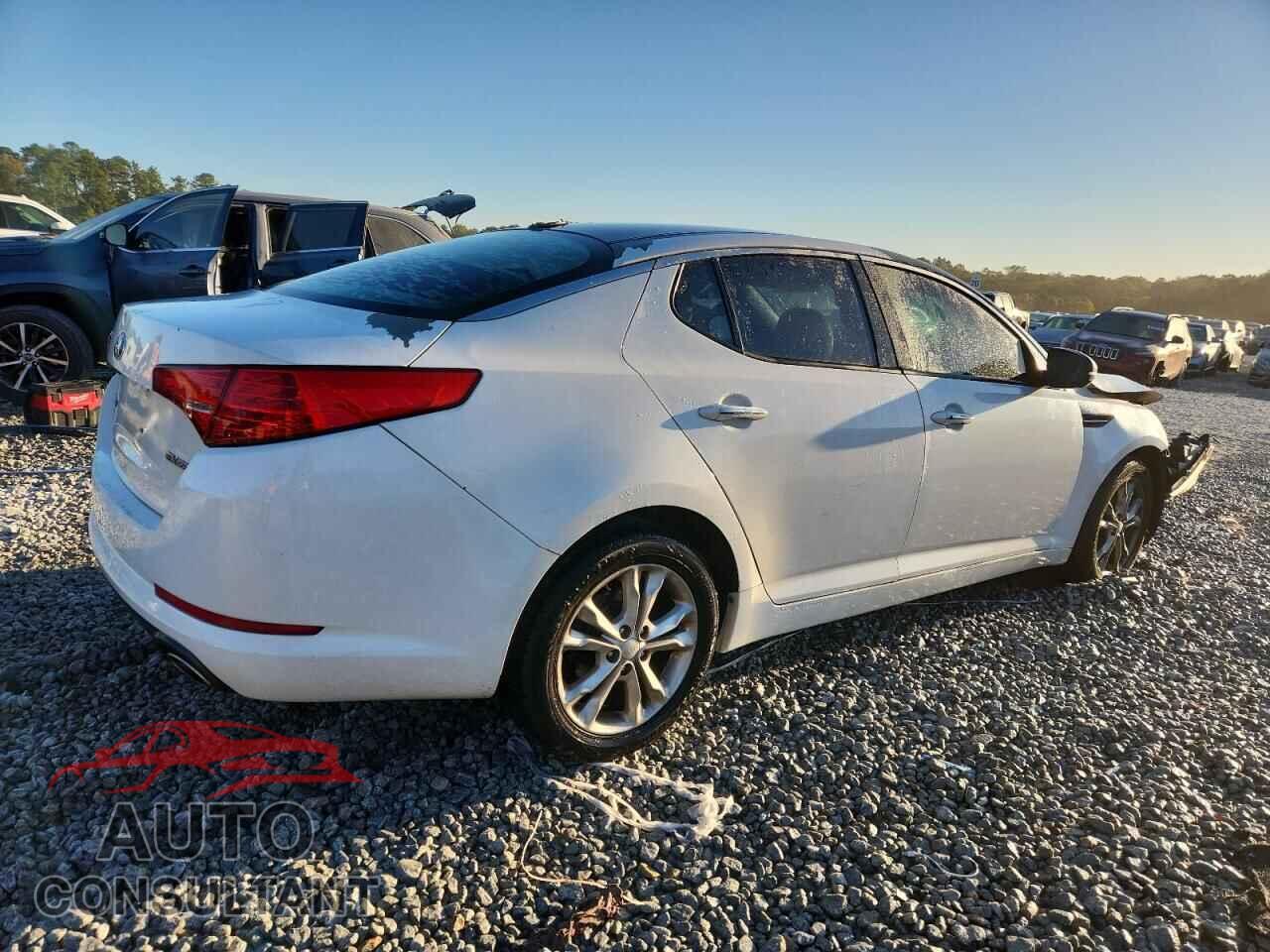 KIA OPTIMA 2013 - 5XXGN4A77DG128372