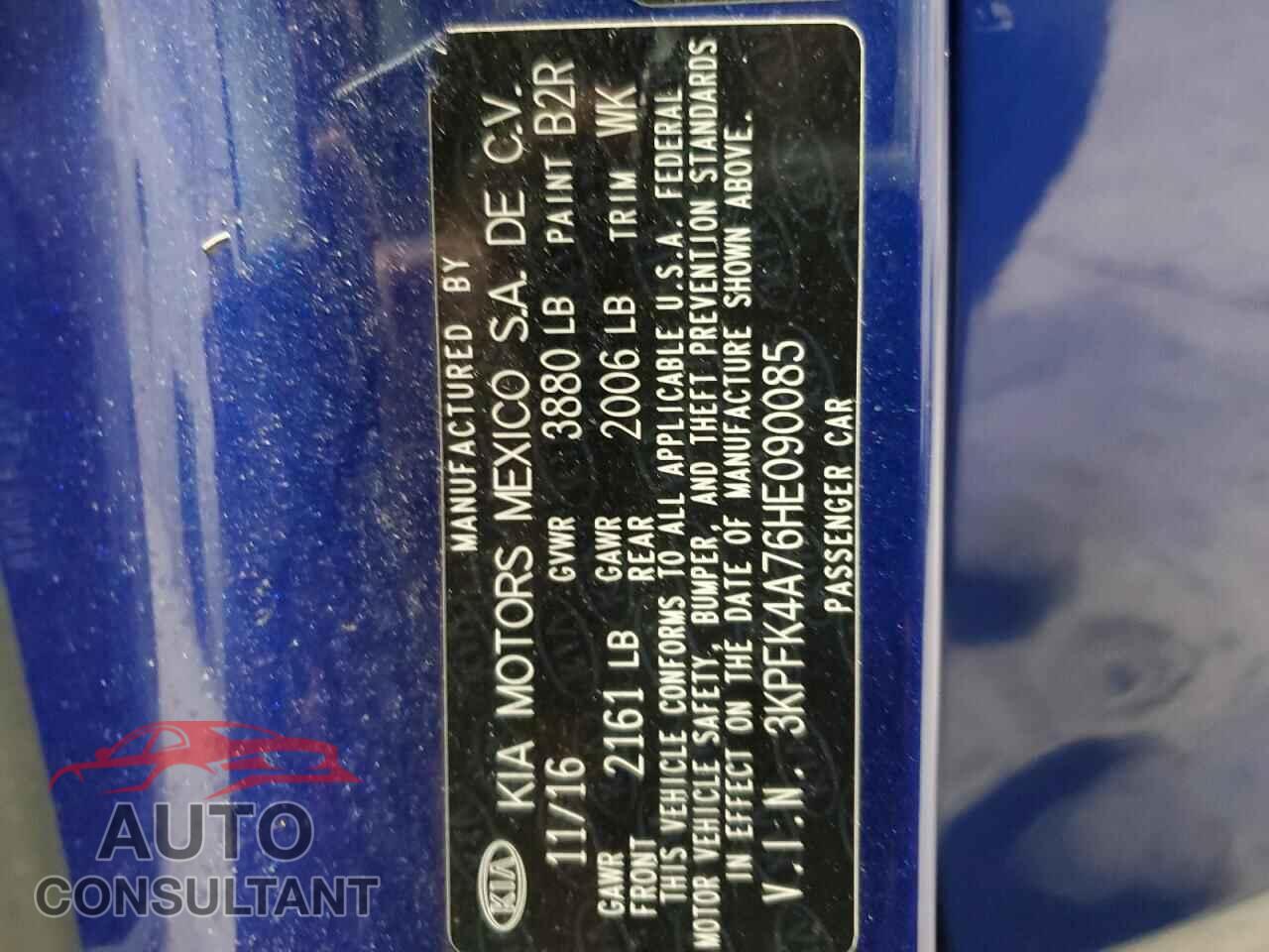 KIA FORTE 2017 - 3KPFK4A76HE090085