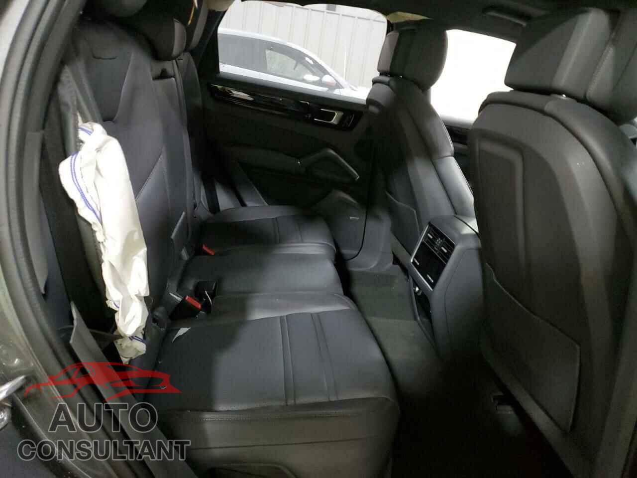 PORSCHE CAYENNE 2021 - WP1AE2AY6MDA25052