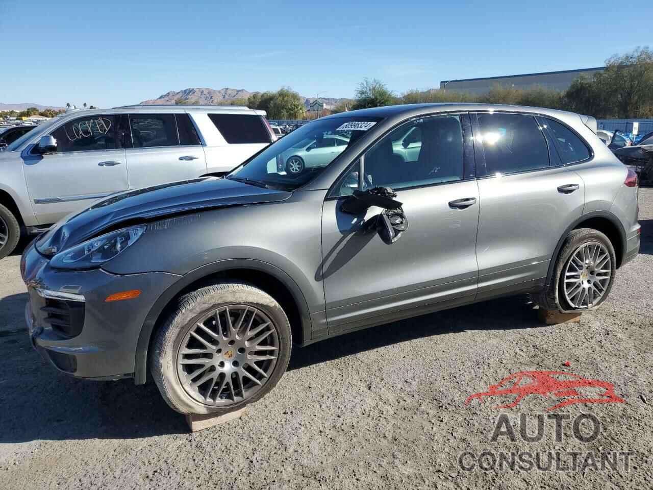 PORSCHE CAYENNE 2016 - WP1AA2A24GKA11187