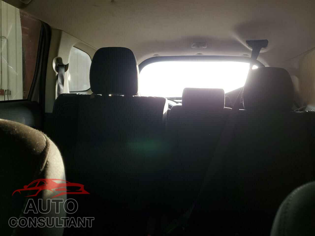 MITSUBISHI OUTLANDER 2019 - JA4AZ3A35KZ005241
