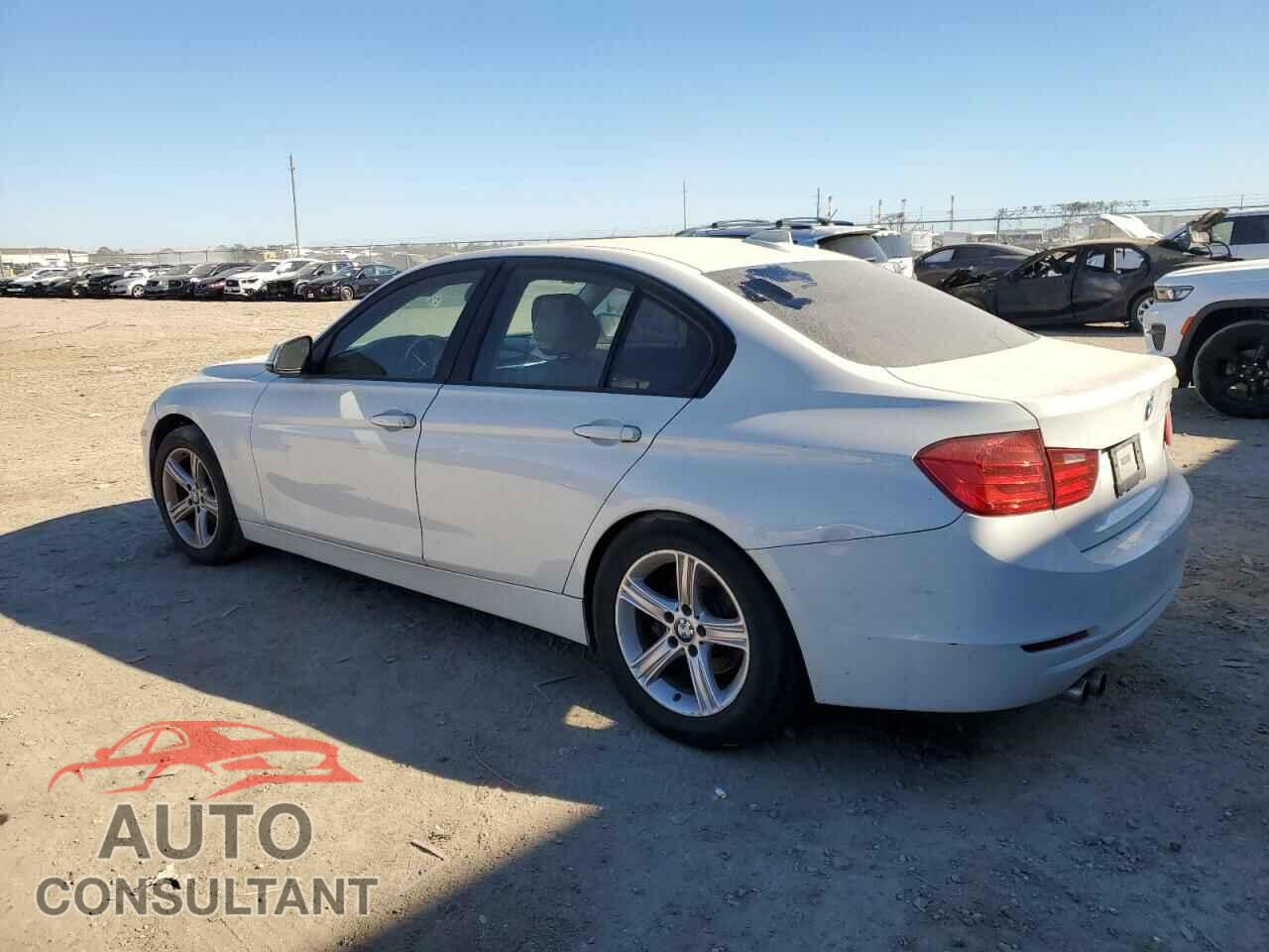 BMW 3 SERIES 2013 - WBA3A5C51DF353720