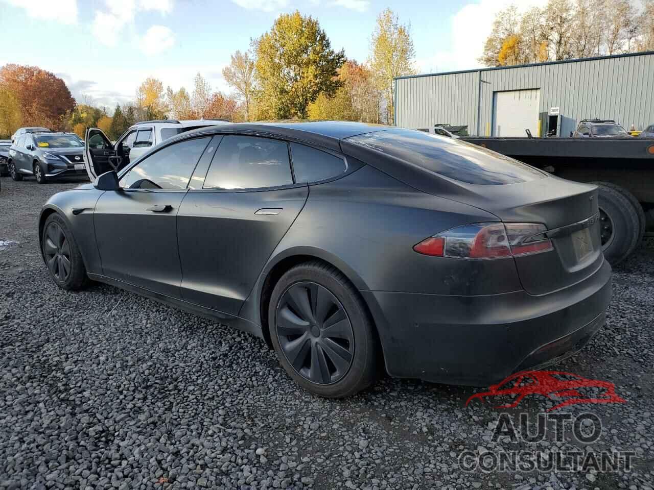 TESLA MODEL S 2022 - 5YJSA1E56NF462815