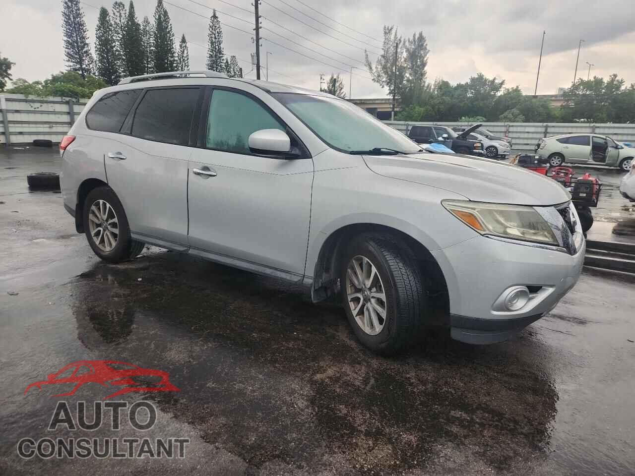 NISSAN PATHFINDER 2014 - 5N1AR2MN3EC667903