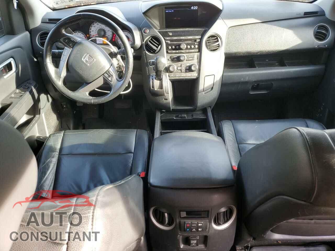 HONDA PILOT 2015 - 5FNYF4H57FB022287