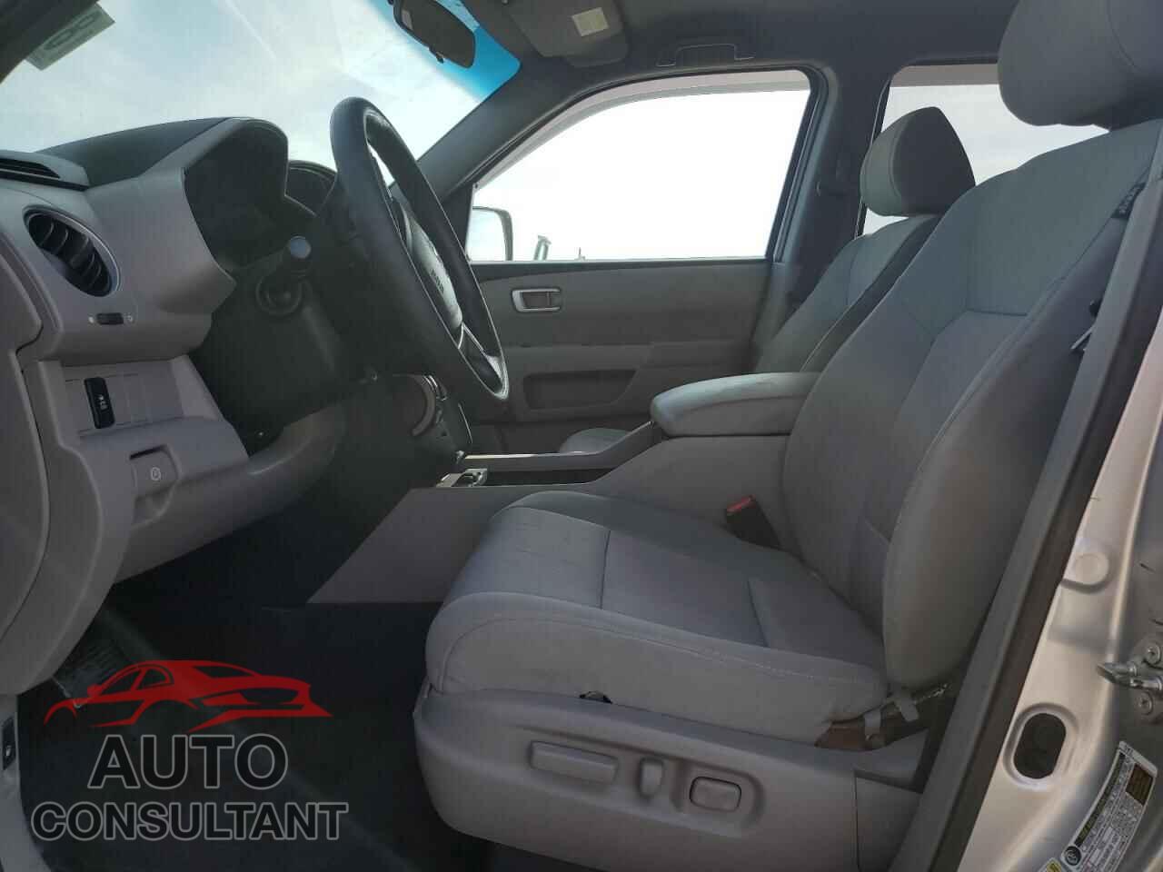 HONDA PILOT 2013 - 5FNYF4H42DB038773