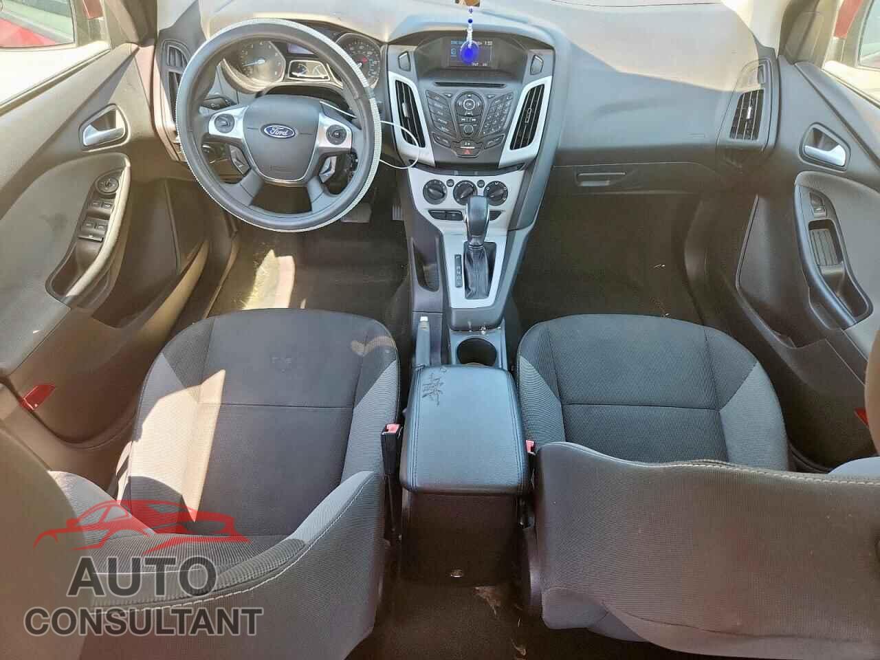 FORD FOCUS 2013 - 1FADP3F23DL250902