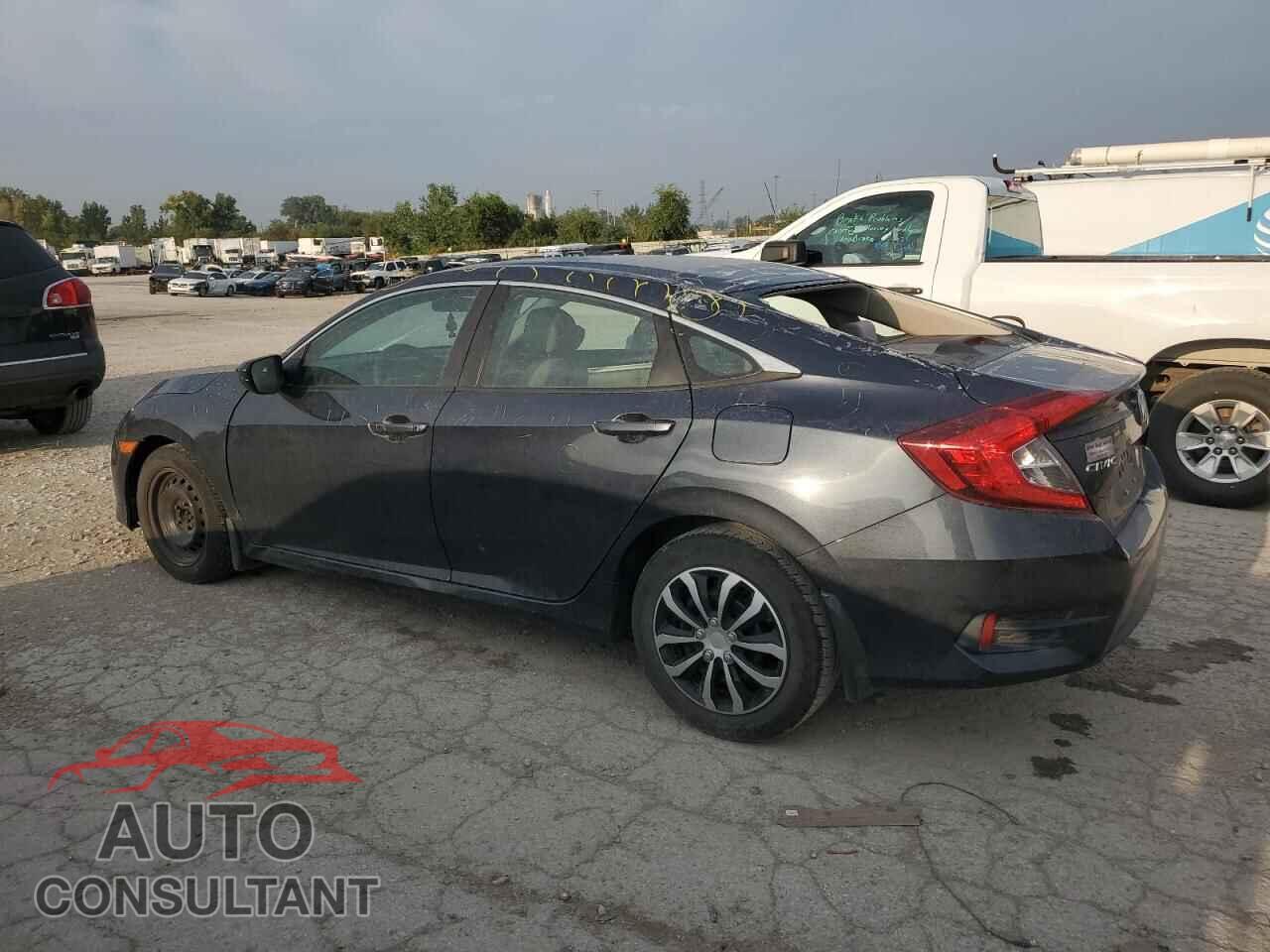 HONDA CIVIC 2018 - 2HGFC2F50JH597908