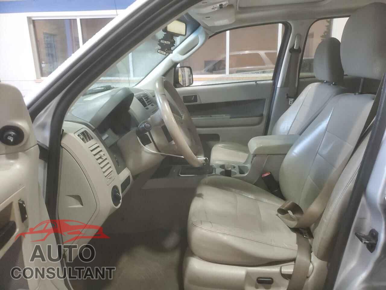 FORD ESCAPE 2011 - 1FMCU9DG2BKA50625