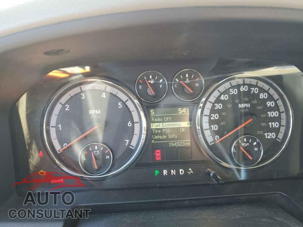 DODGE RAM 1500 2012 - 1C6RD7GT8CS187511