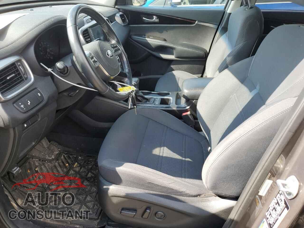 KIA SORENTO 2019 - 5XYPGDA37KG439509