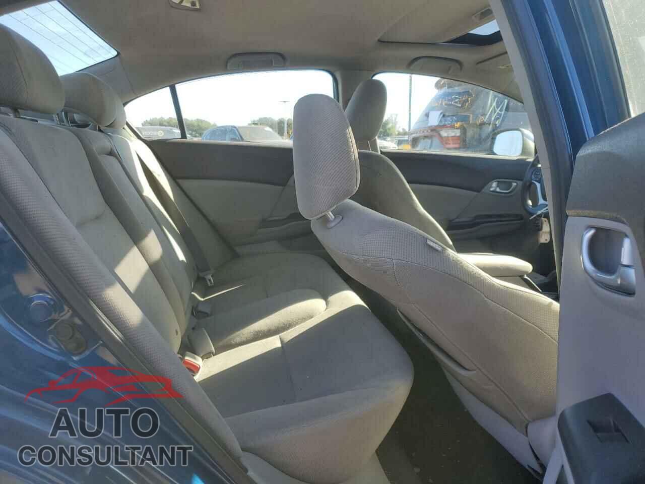 HONDA CIVIC 2012 - 2HGFB2F88CH544311