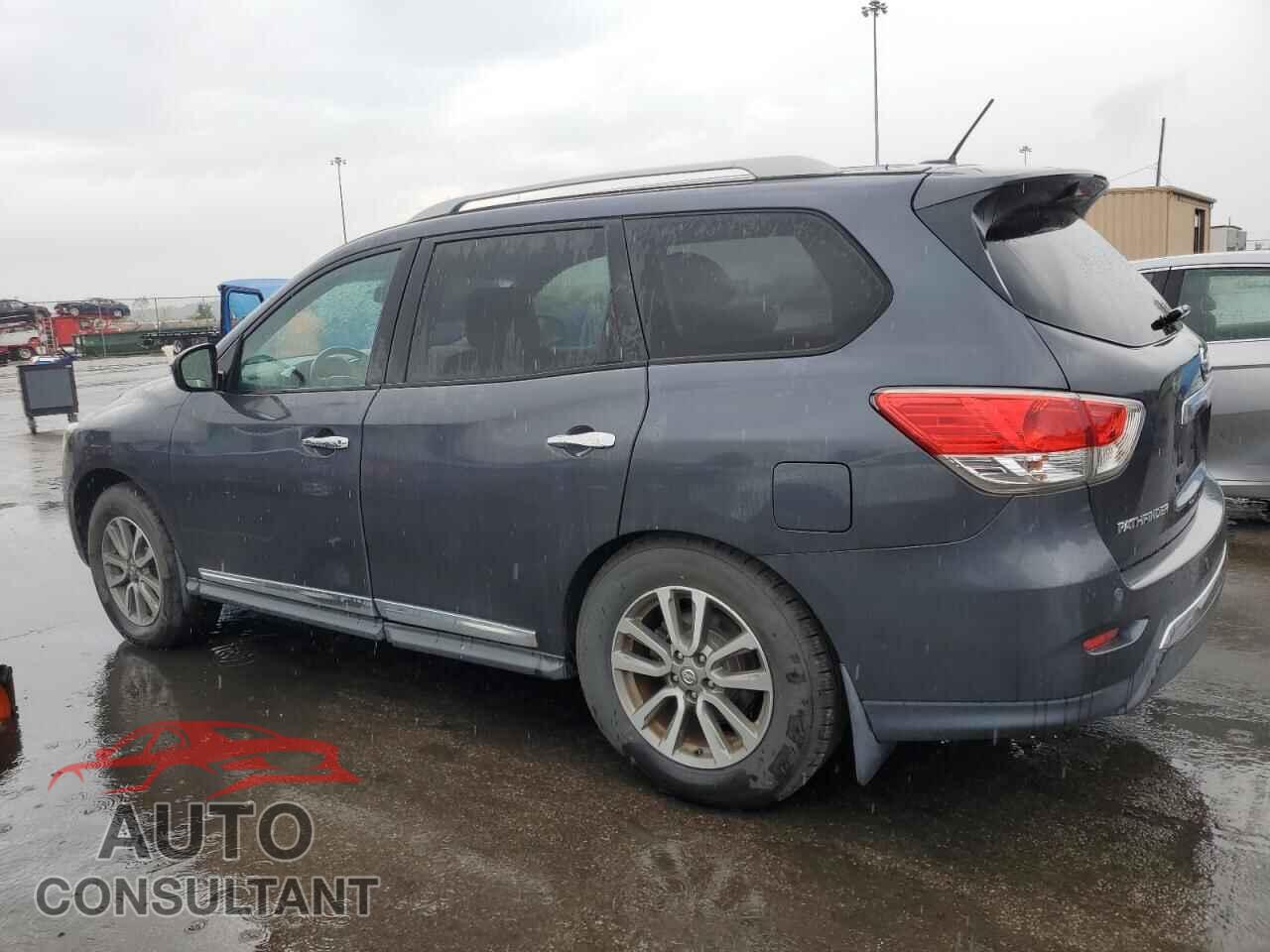 NISSAN PATHFINDER 2013 - 5N1AR2MM2DC662083