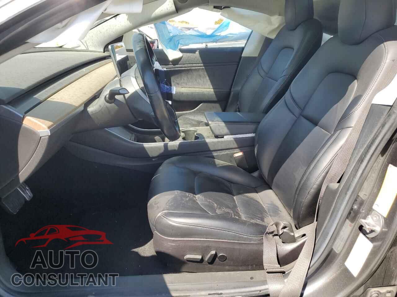 TESLA MODEL 3 2018 - 5YJ3E1EA7JF008685