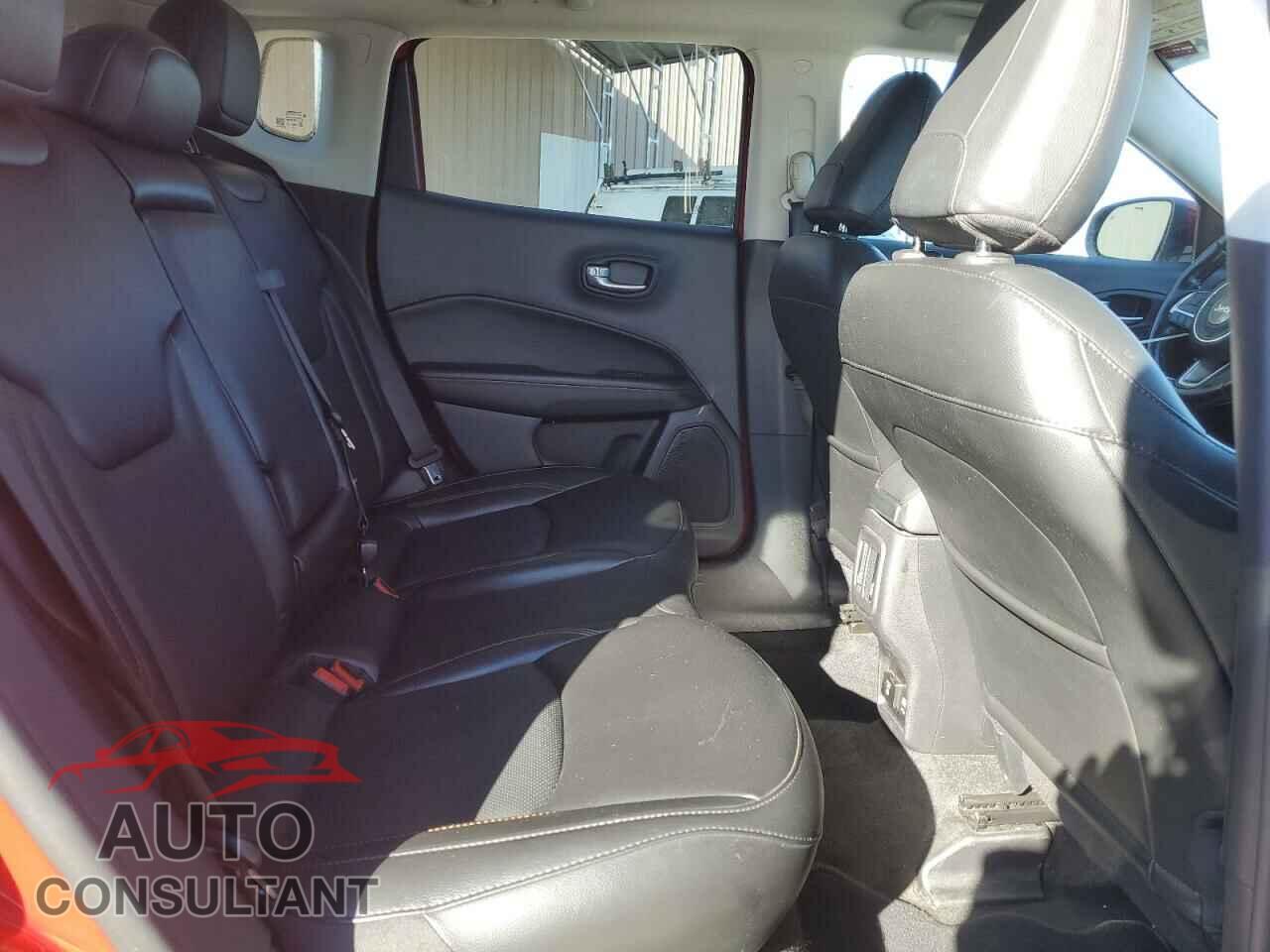 JEEP COMPASS 2021 - 3C4NJDCB9MT601715