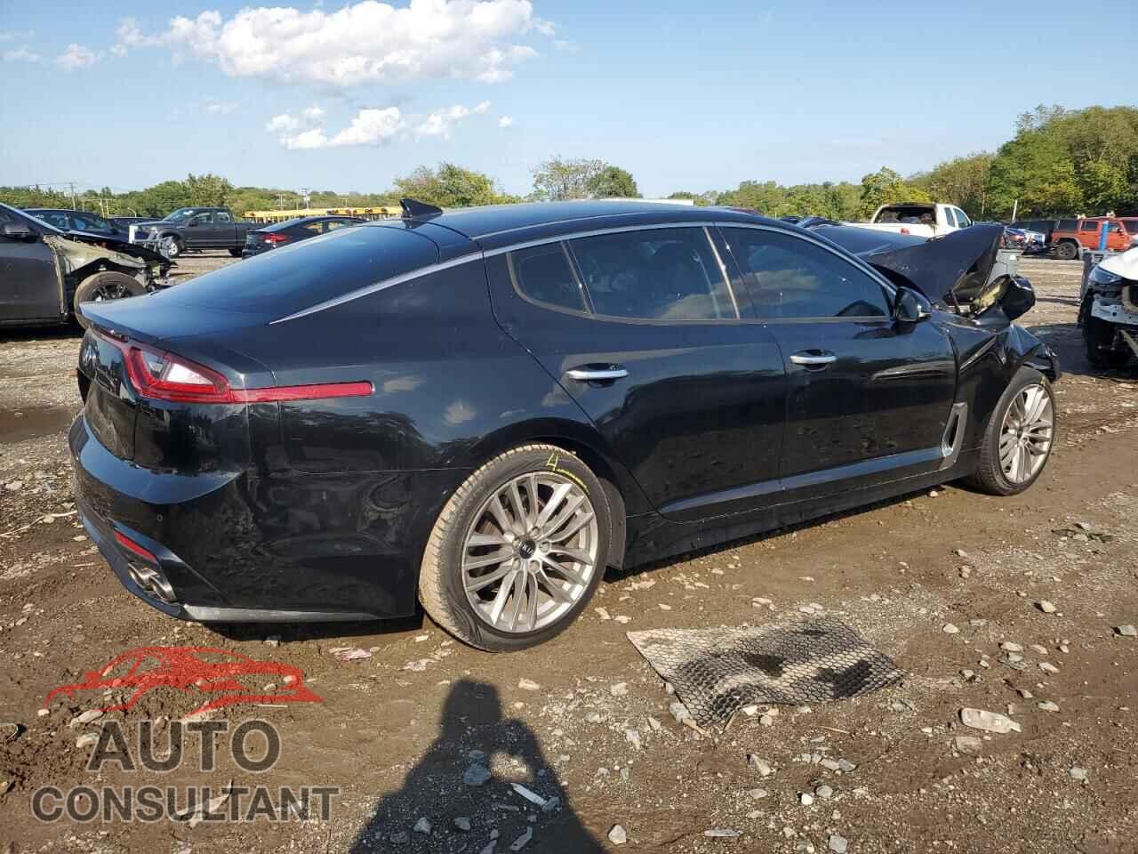 KIA STINGER 2018 - KNAE15LA5J6015433