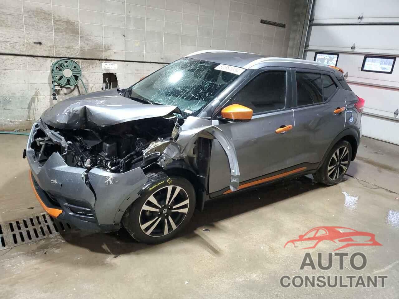 NISSAN KICKS 2019 - 3N1CP5CU8KL536871