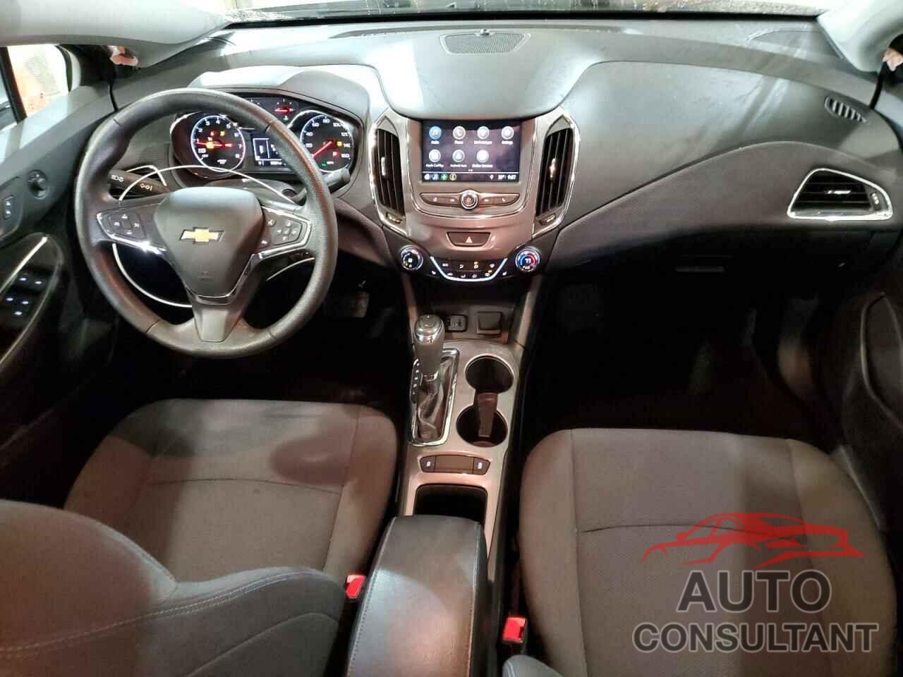 CHEVROLET CRUZE 2019 - 1G1BE5SM6K7112277