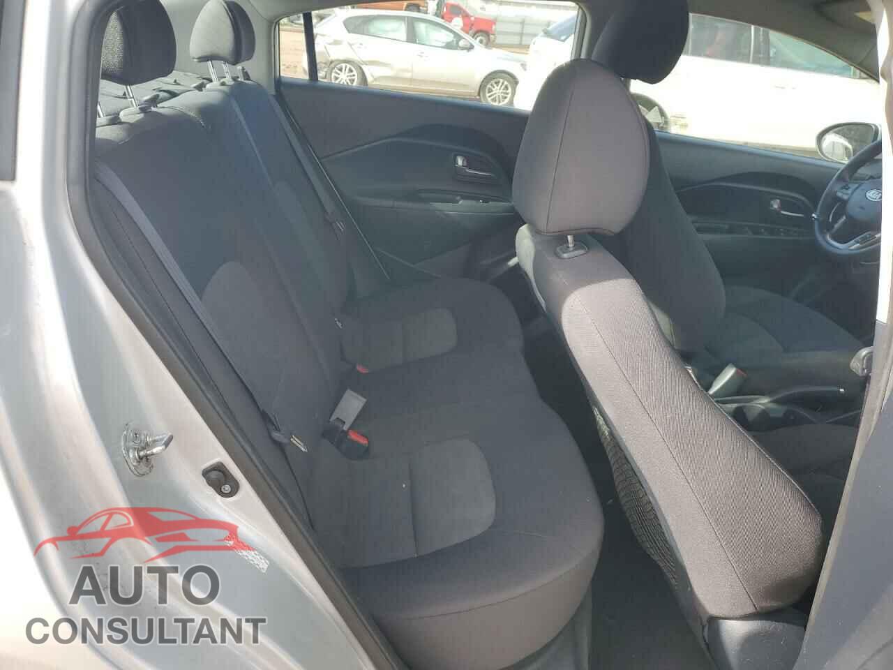 KIA RIO 2016 - KNADM4A32G6576277