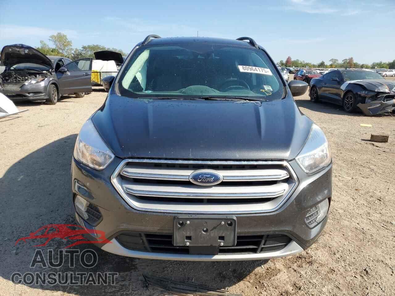 FORD ESCAPE 2018 - 1FMCU0GD7JUB85471