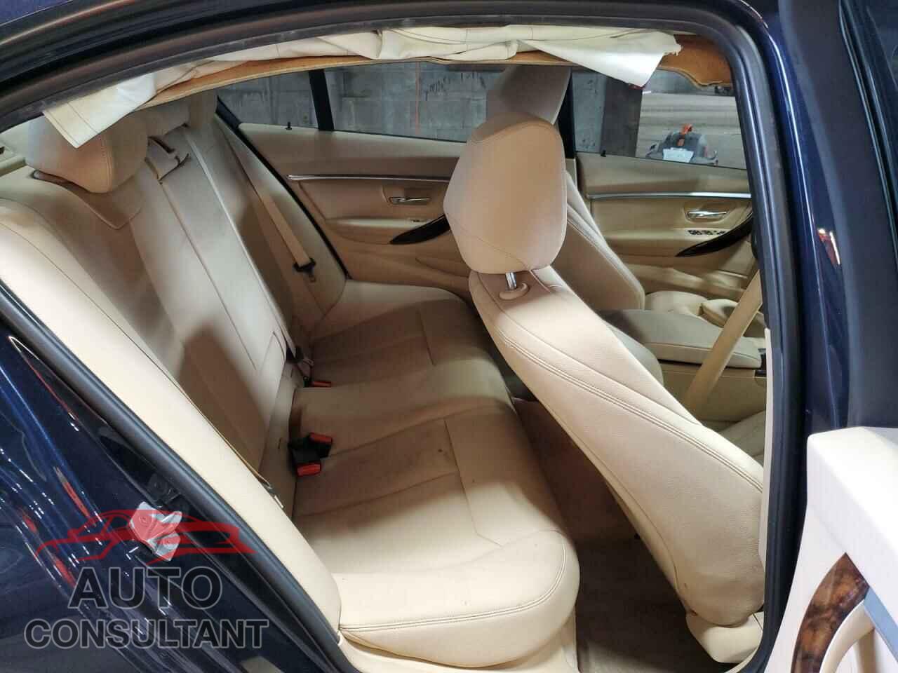 BMW 3 SERIES 2016 - WBA8E3G57GNU02096