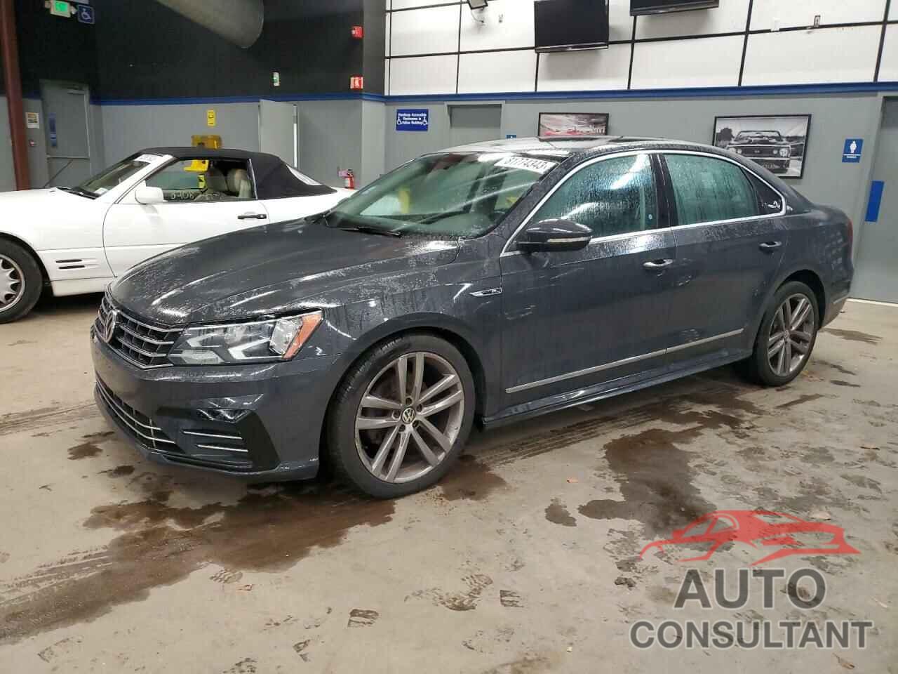 VOLKSWAGEN PASSAT 2017 - 1VWDT7A33HC018137