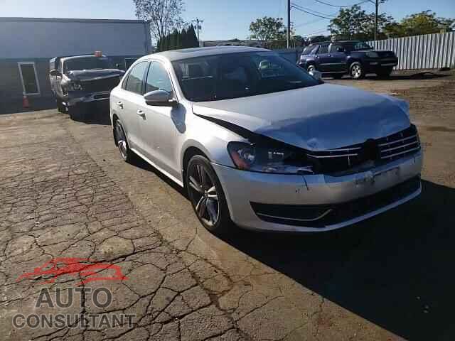 VOLKSWAGEN PASSAT 2014 - 1VWBN7A32EC001701