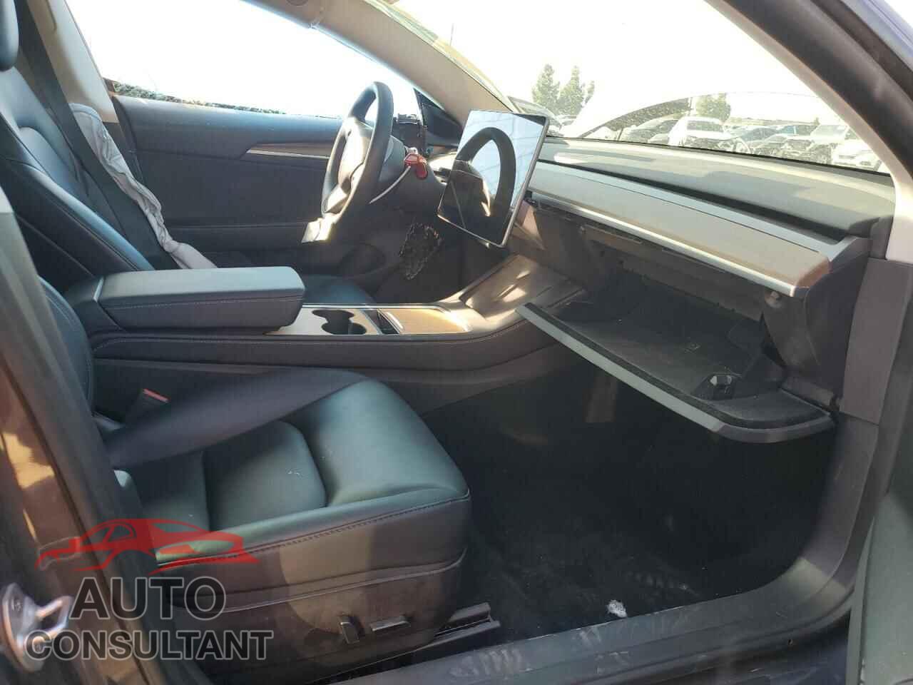 TESLA MODEL 3 2023 - 5YJ3E1EA7PF385154