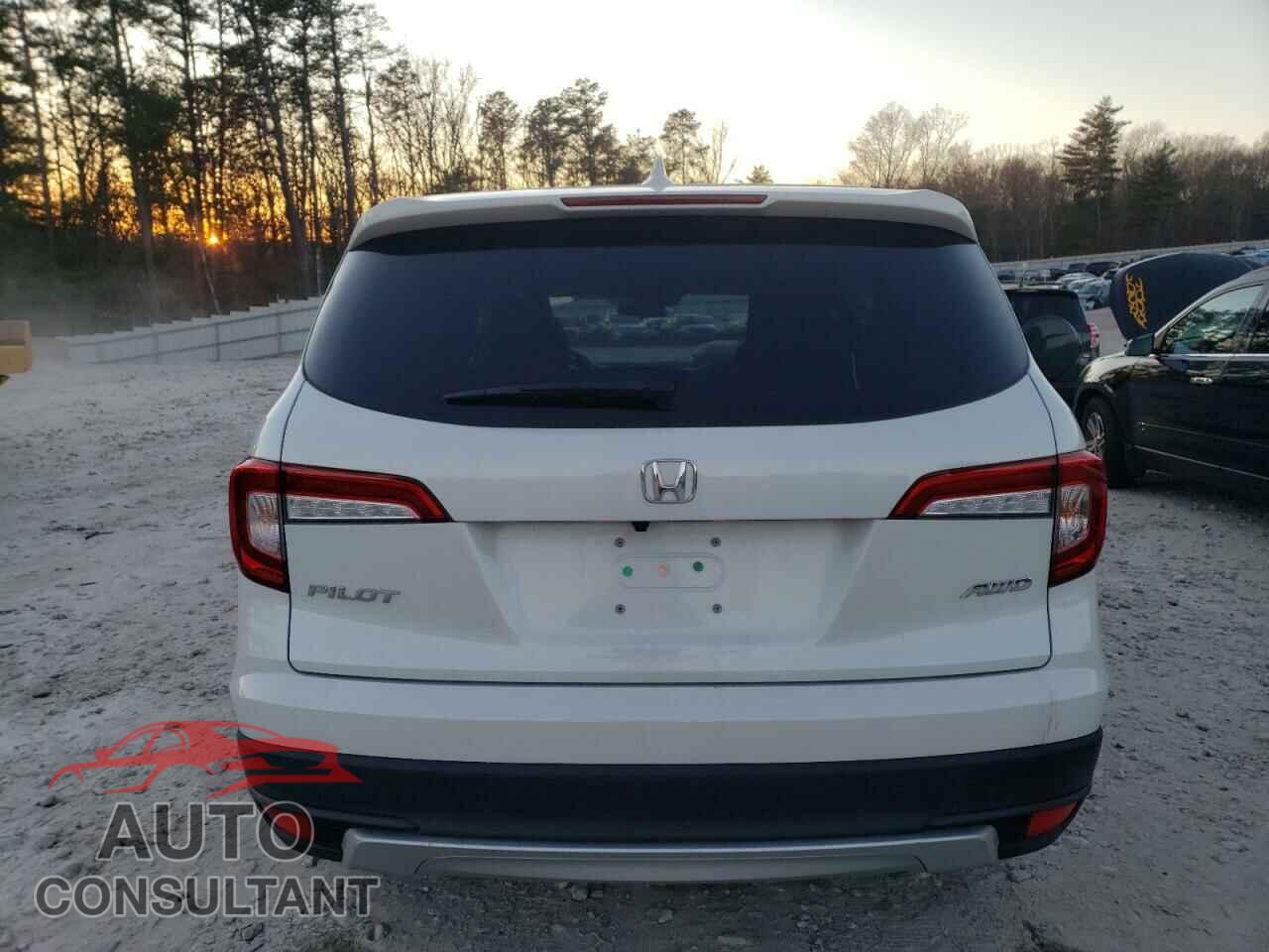 HONDA PILOT 2021 - 5FNYF6H38MB092260