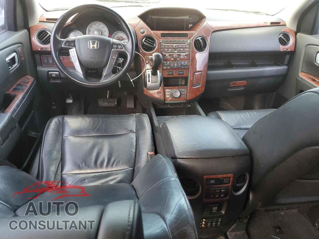 HONDA PILOT 2011 - 5FNYF3H90BB001207