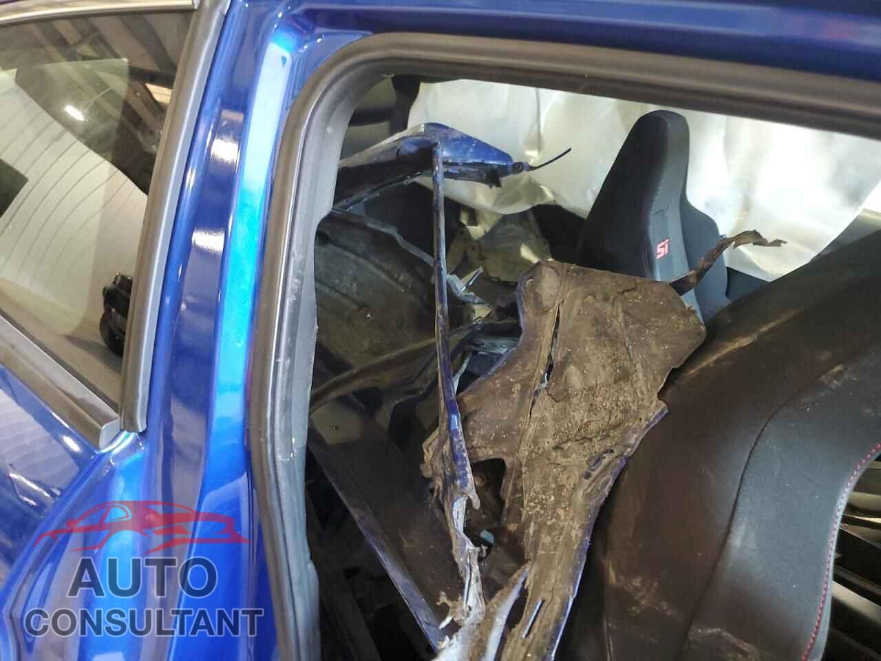 HONDA CIVIC 2019 - 2HGFC3A58KH751828