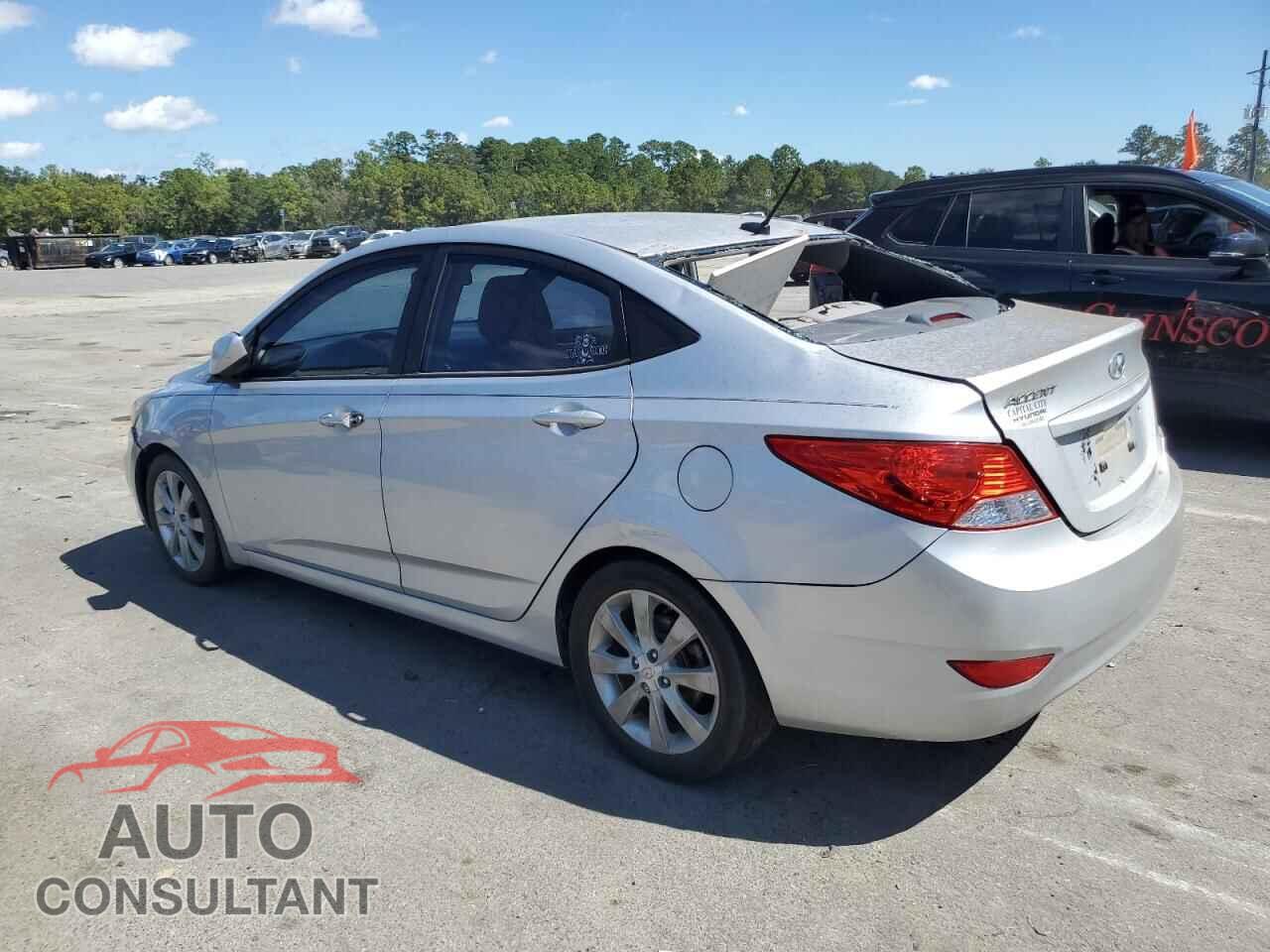 HYUNDAI ACCENT 2013 - KMHCU4AE0DU284498