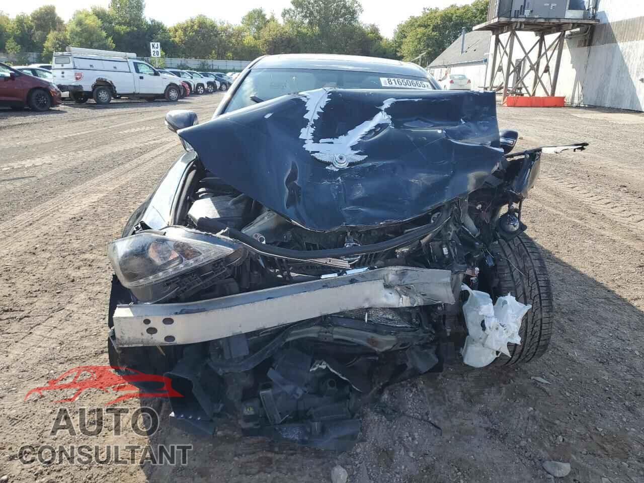 LEXUS IS 2010 - JTHCF5C24A5039845