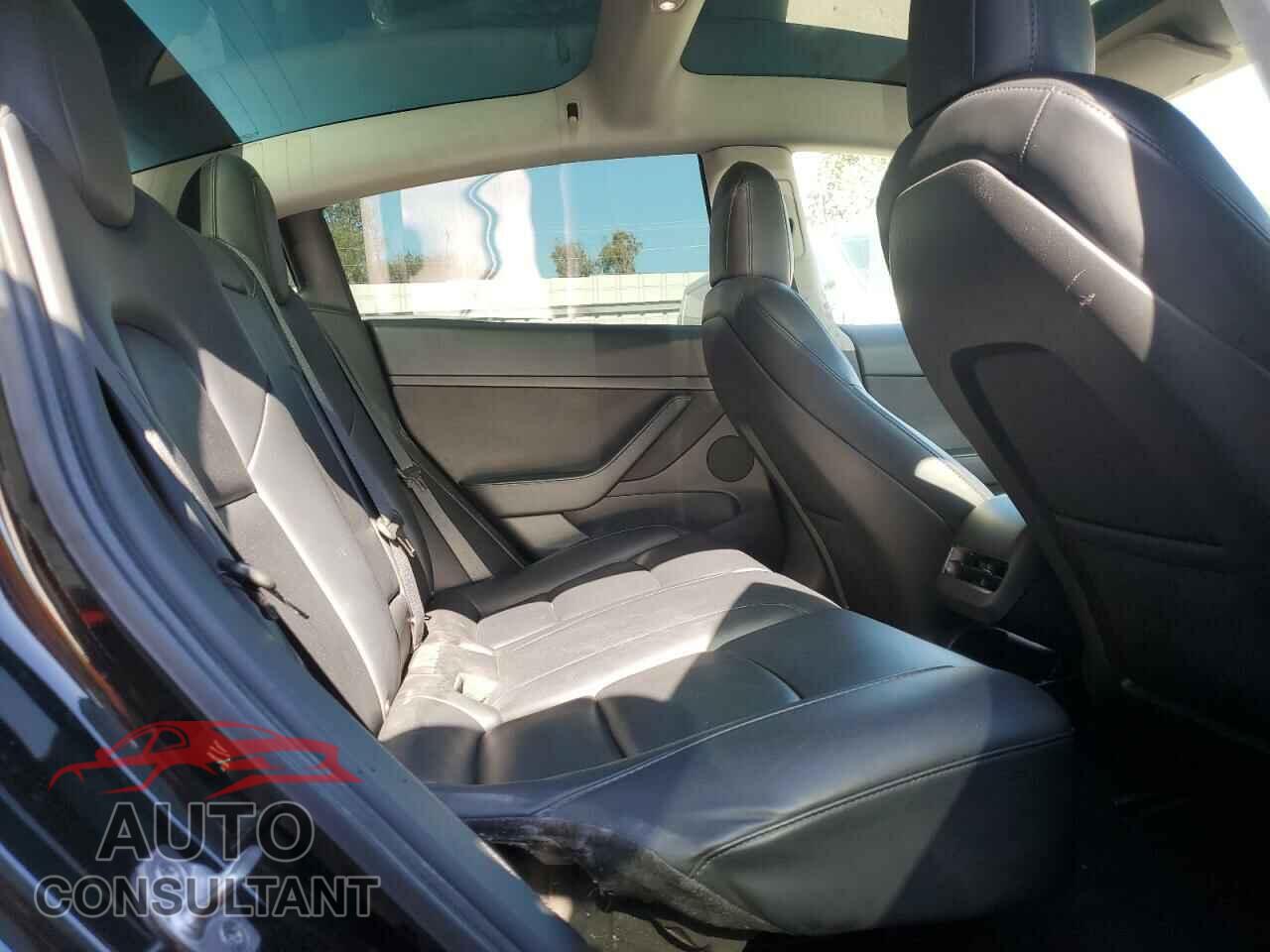 TESLA MODEL 3 2022 - 5YJ3E1EA2NF290899