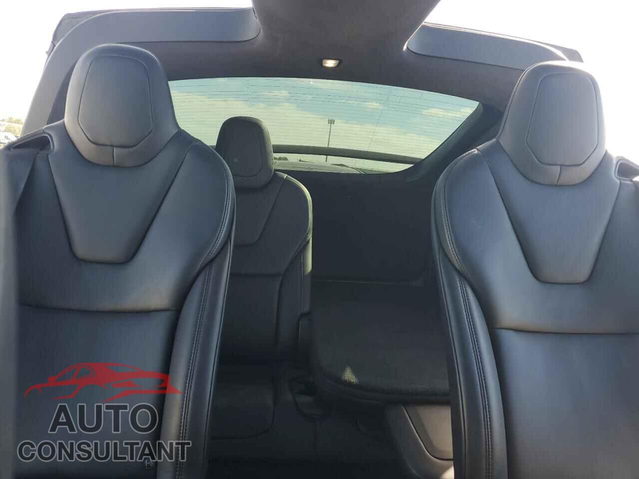 TESLA MODEL X 2021 - 5YJXCBE2XMF319604