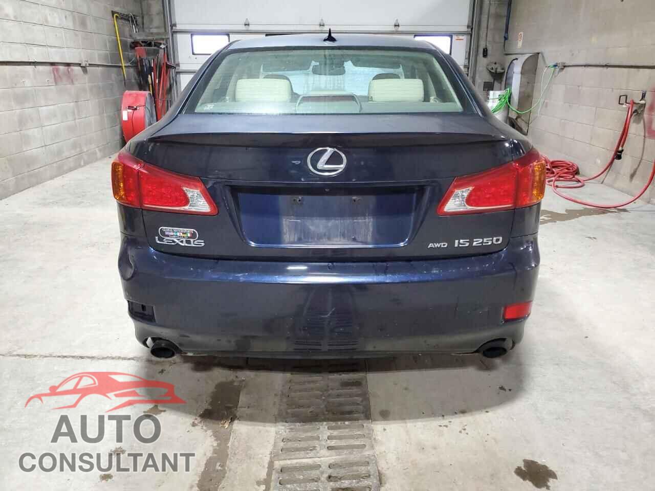 LEXUS IS 2010 - JTHCF5C21A5038460
