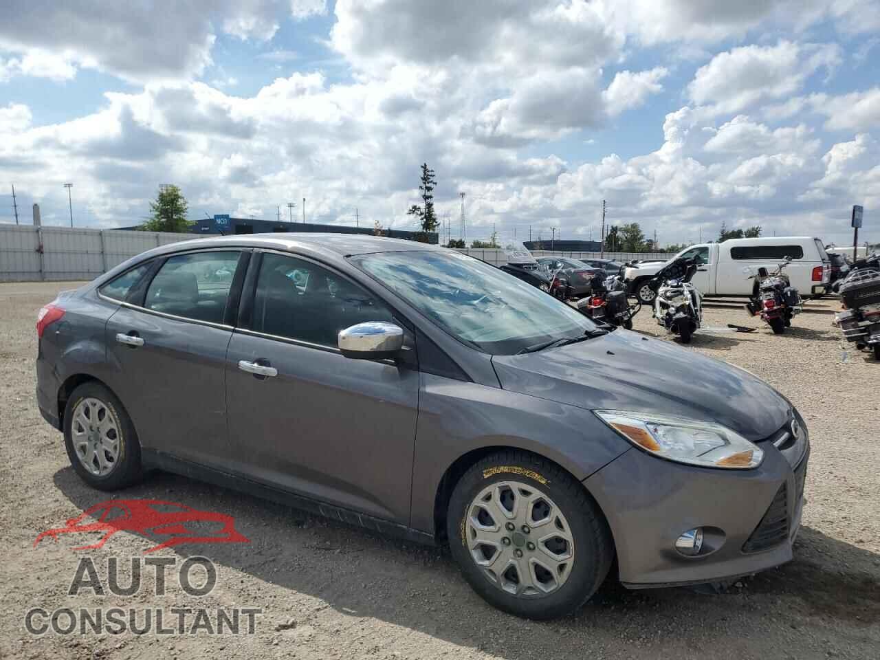 FORD FOCUS 2012 - 1FAHP3F23CL414231