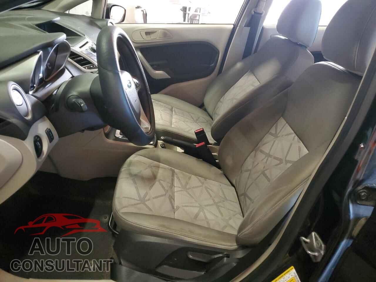 FORD FIESTA 2013 - 3FADP4EJ0DM132142