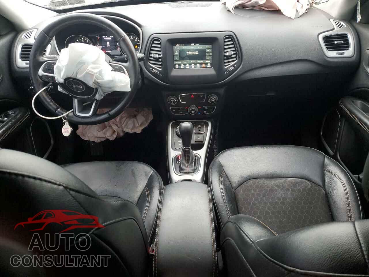JEEP COMPASS 2020 - 3C4NJDBB5LT147219