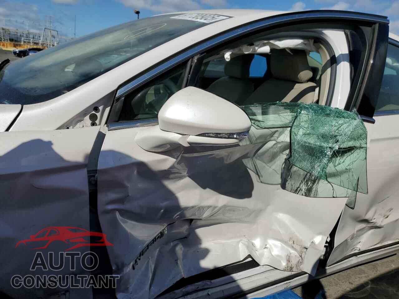 FORD FUSION 2017 - 3FA6P0LU6HR105485