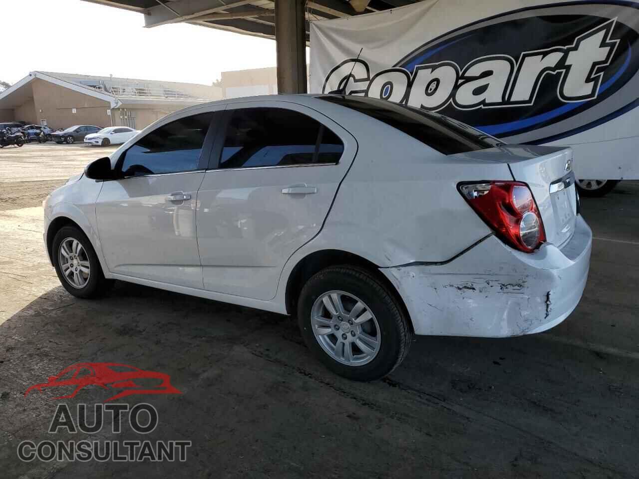 CHEVROLET SONIC 2014 - 1G1JC5SH4E4162542