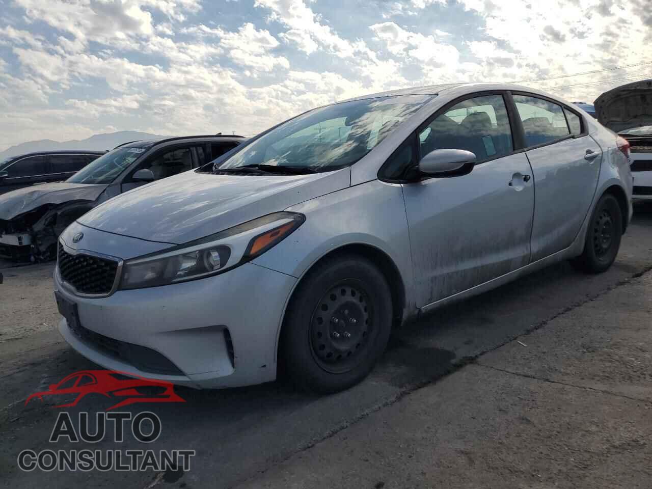 KIA FORTE 2017 - 3KPFK4A71HE022292