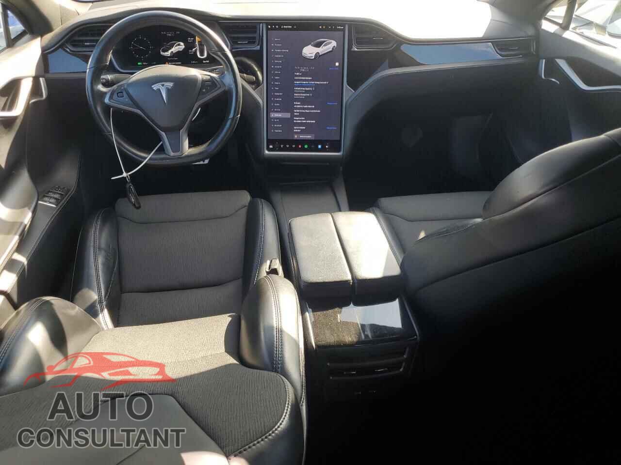 TESLA MODEL S 2018 - 5YJSA1E28JF256900