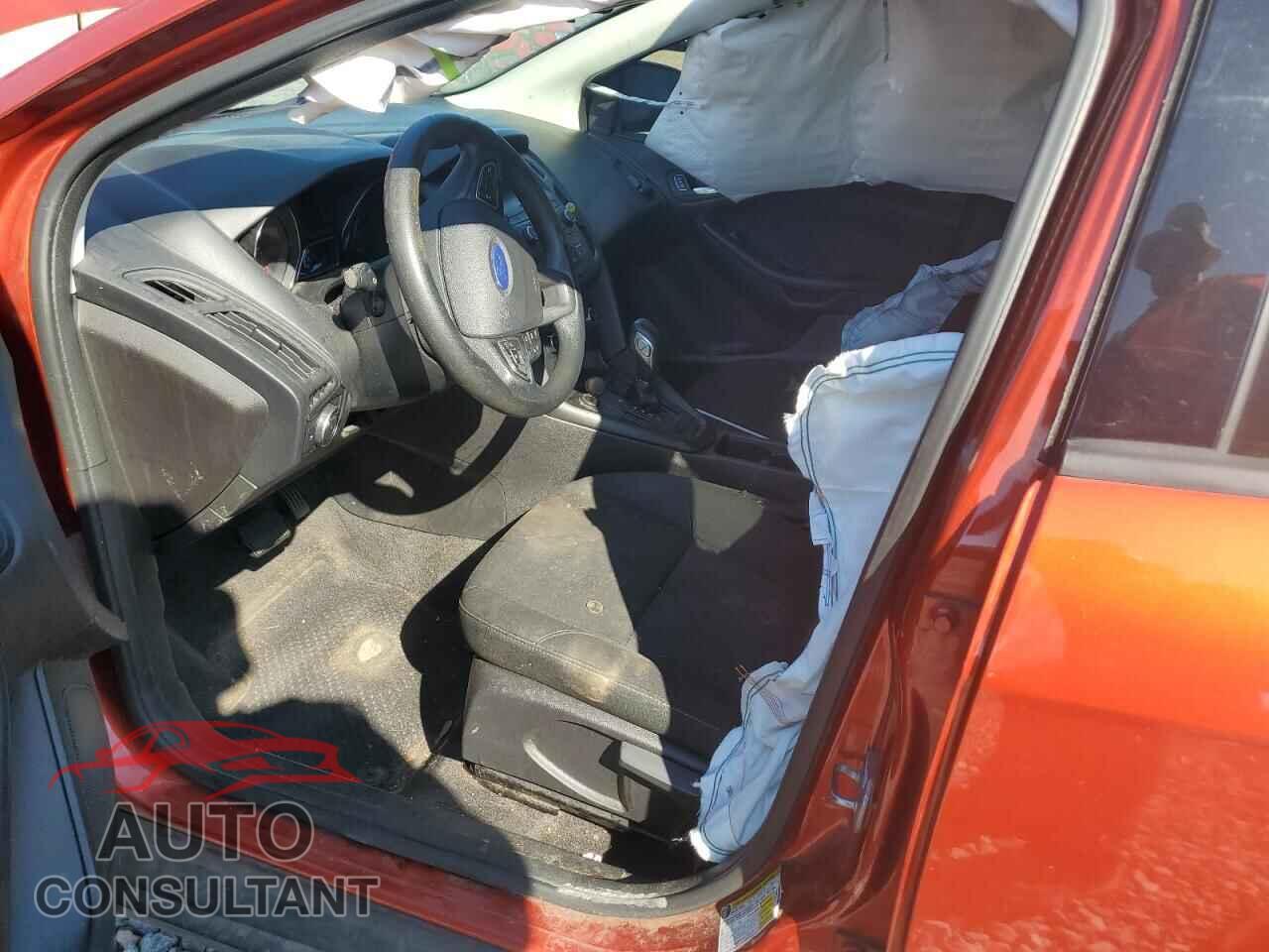 FORD FOCUS 2018 - 1FADP3K22JL265568