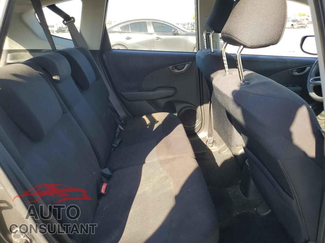 HONDA FIT 2011 - JHMGE8H53BC008091