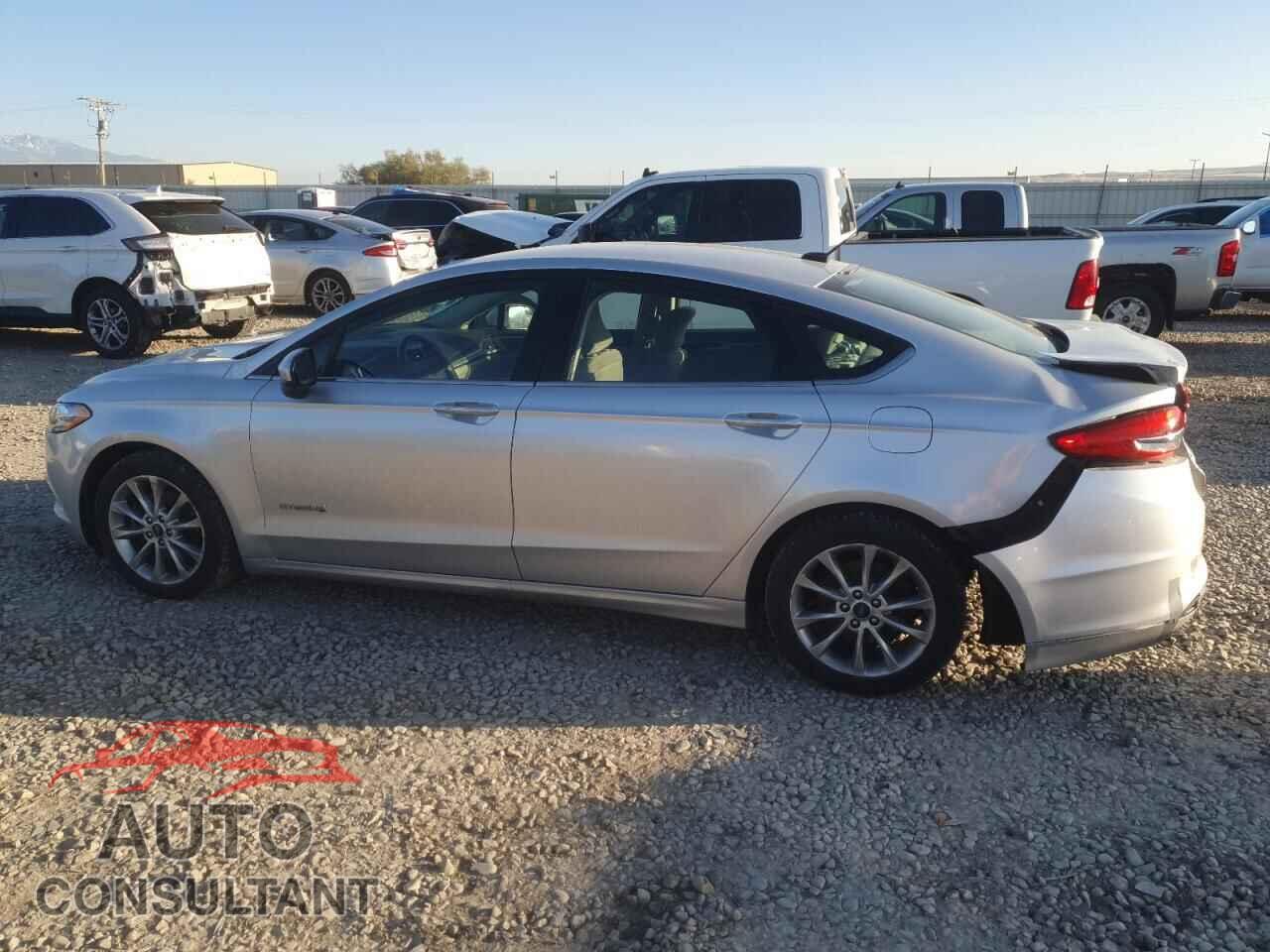 FORD FUSION 2017 - 3FA6P0LU7HR218006