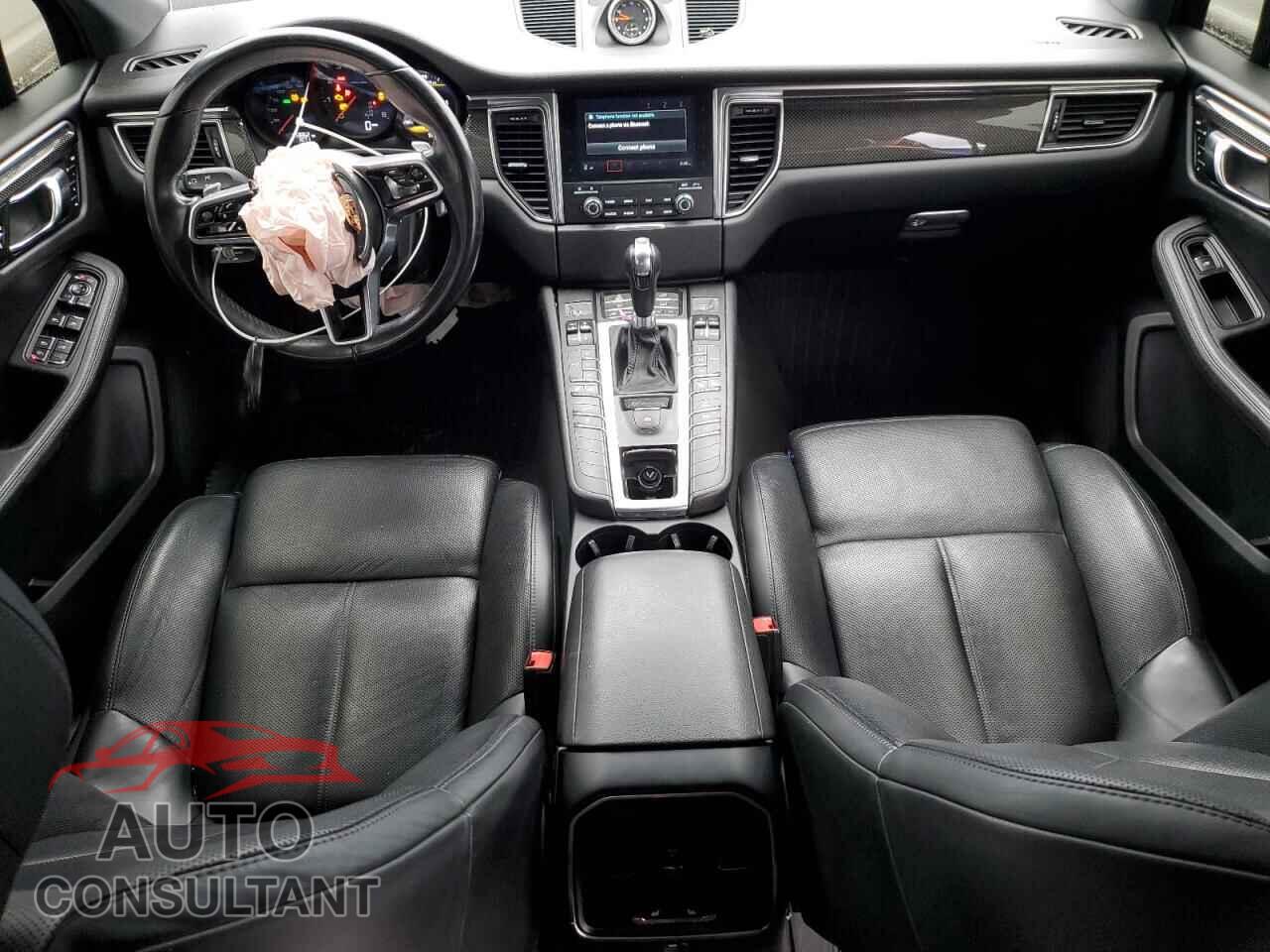 PORSCHE MACAN 2017 - WP1AA2A56HLB03651