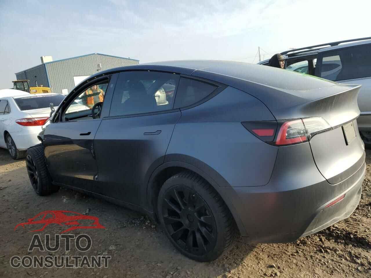 TESLA MODEL Y 2023 - 7SAYGAEE2PF910062