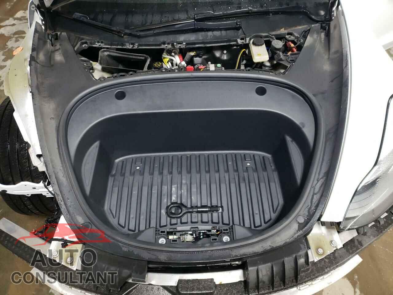 TESLA MODEL 3 2022 - 5YJ3E1EA8NF370398